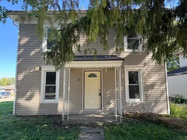 355 N 2nd Street, Winthrop, IA 50682