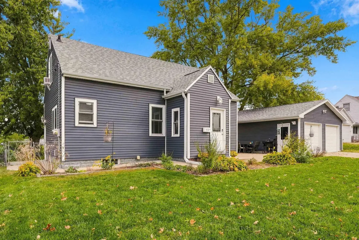 530 Martin Road, Waterloo, IA 50701 - #1