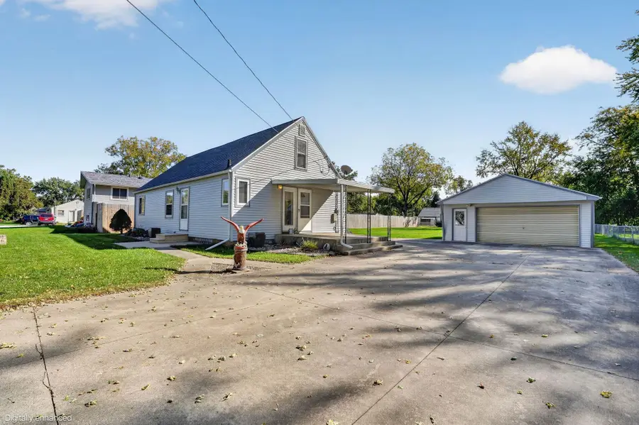 1803 Huntington Road, Waterloo, IA 50701 - #2