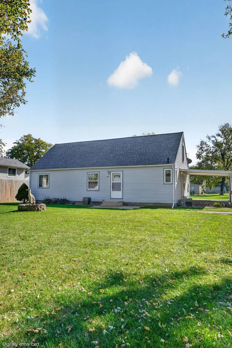 1803 Huntington Road, Waterloo, IA 50701 - #3