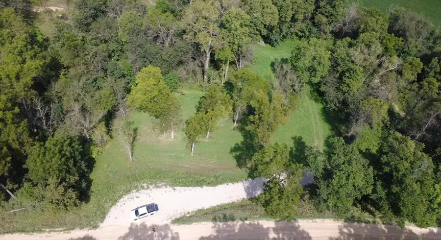 1828 S Road Drive, Lansing, IA 52151 - #2