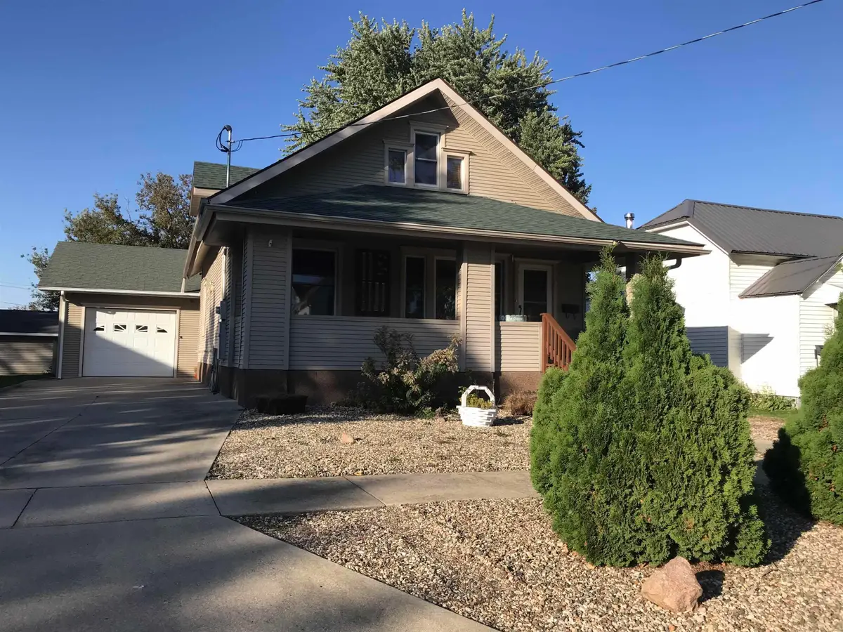 106 W 3rd Street, Riceville, IA 50466 - #1