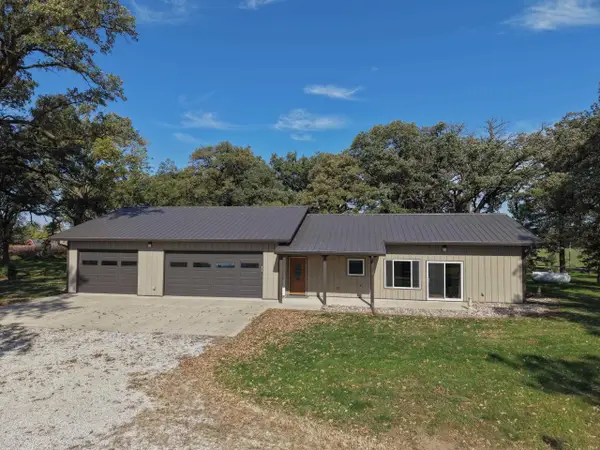 17578 310th Street, Aplington, IA 50604