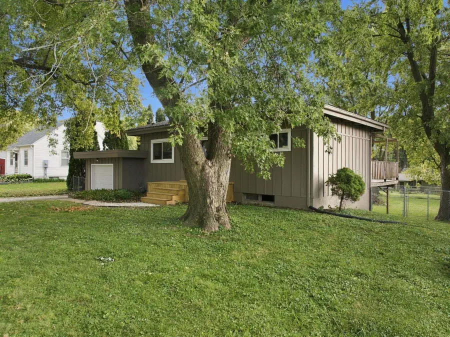 1703 Madison Street, Cedar Falls, IA 50613 - #2