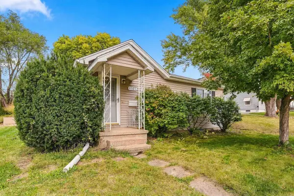 1104 Madison Street, Cedar Falls, IA 50613