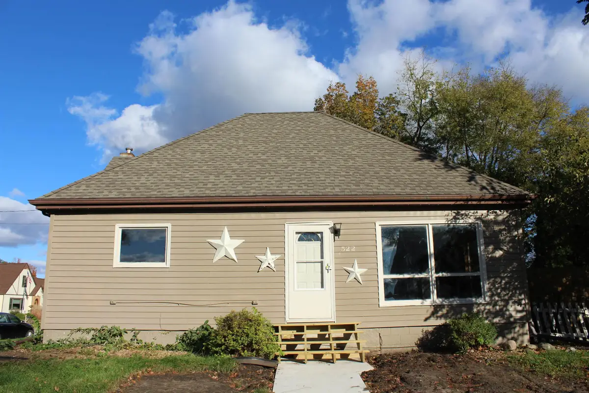 522 NW 4th Street, Waverly, IA 50677 - #1