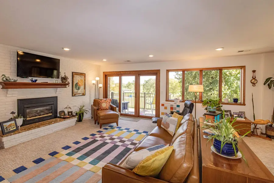 1926 Kamille Court, Waterloo, IA 50701 - #3