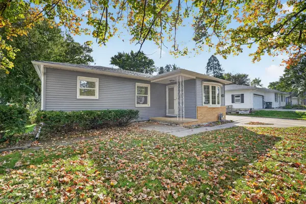 3810 Clearview Drive, Cedar Falls, IA 50613