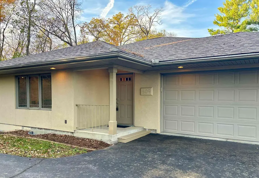 809 Jefferson Street #3, Decorah, IA 52101 - #3