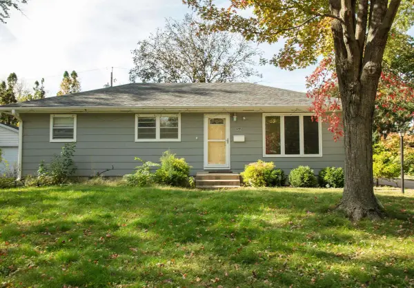 1264 Deloris, Waterloo, IA 50701