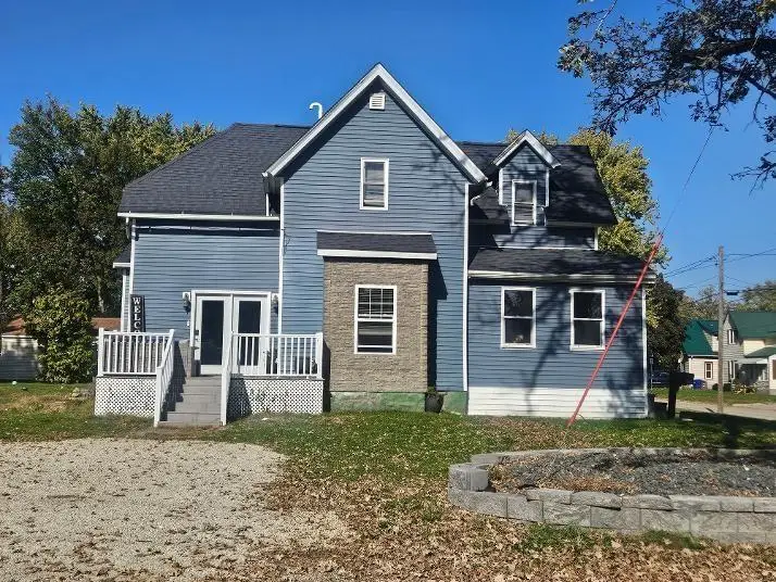 232 5th Ave Sw, Oelwein, IA 50662 - #2