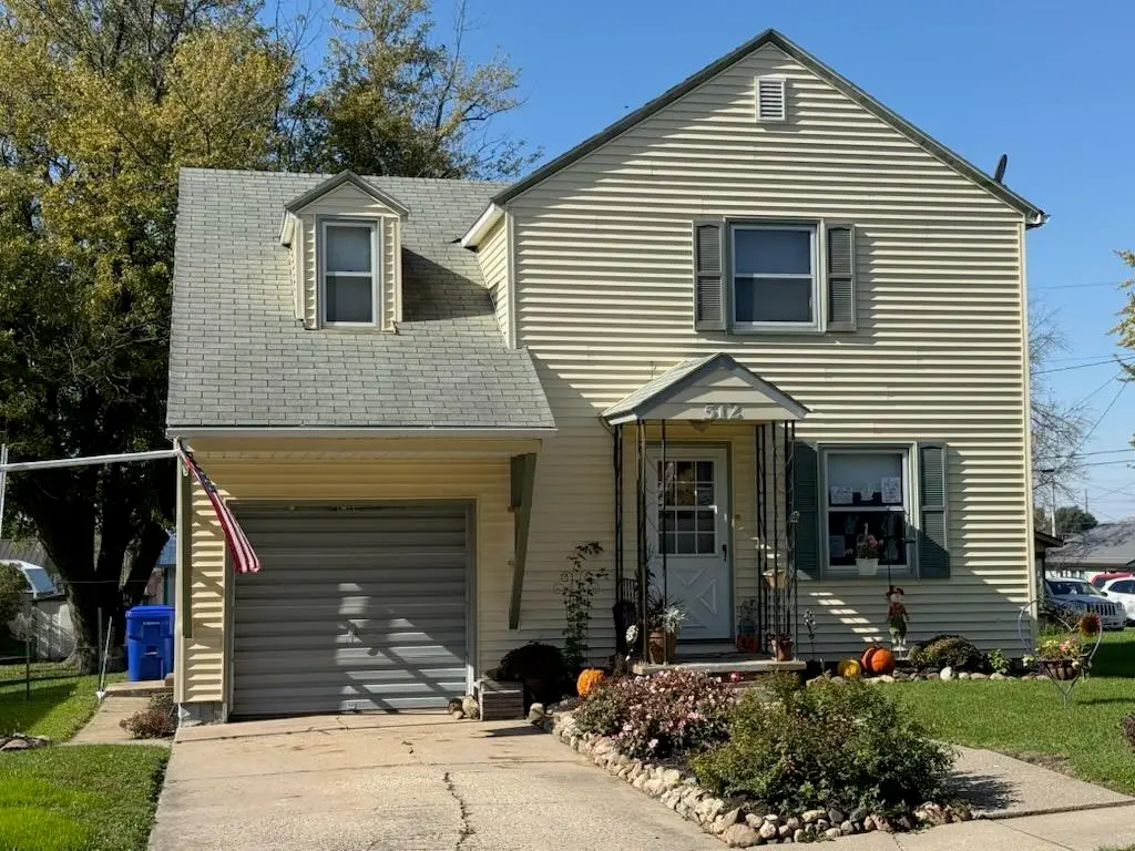 512 4th SE Avenue, Oelwein, IA 50662 - #1