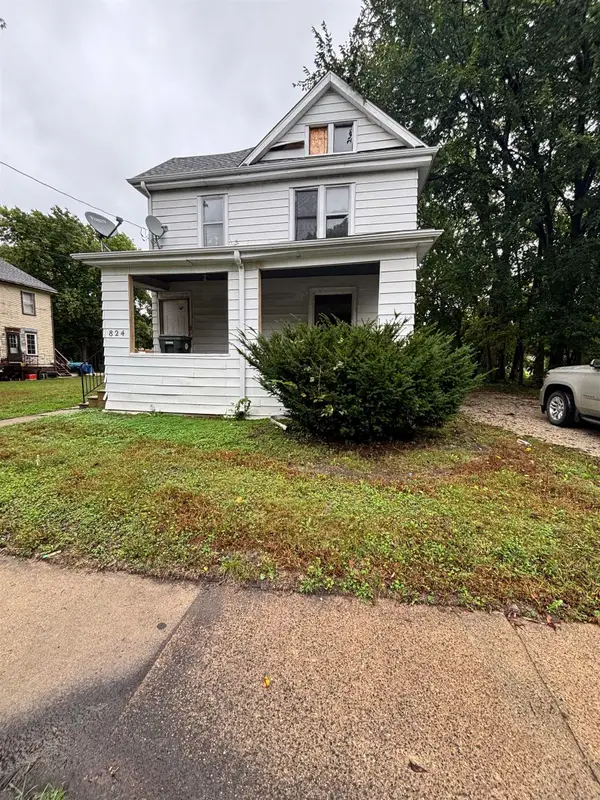 824 Logan Avenue, Waterloo, IA 50703