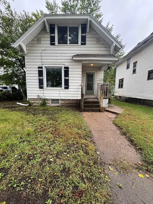 912 Broadway Street, Waterloo, IA 50703