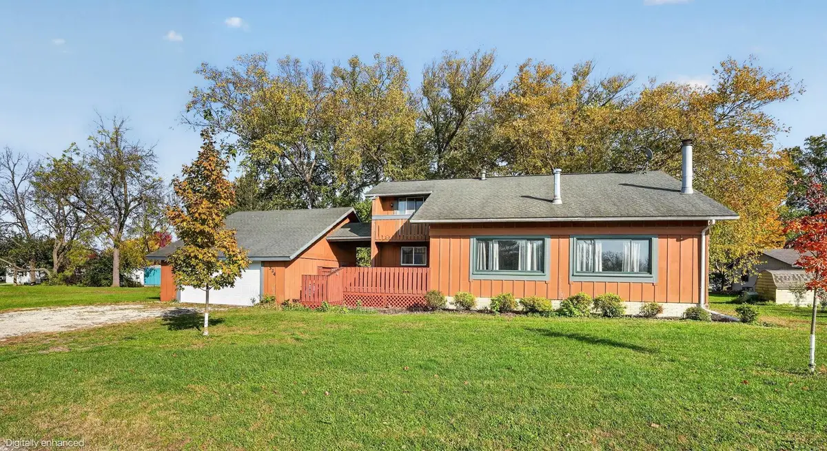 524 S Pearl Street, Shell Rock, IA 50670 - #1