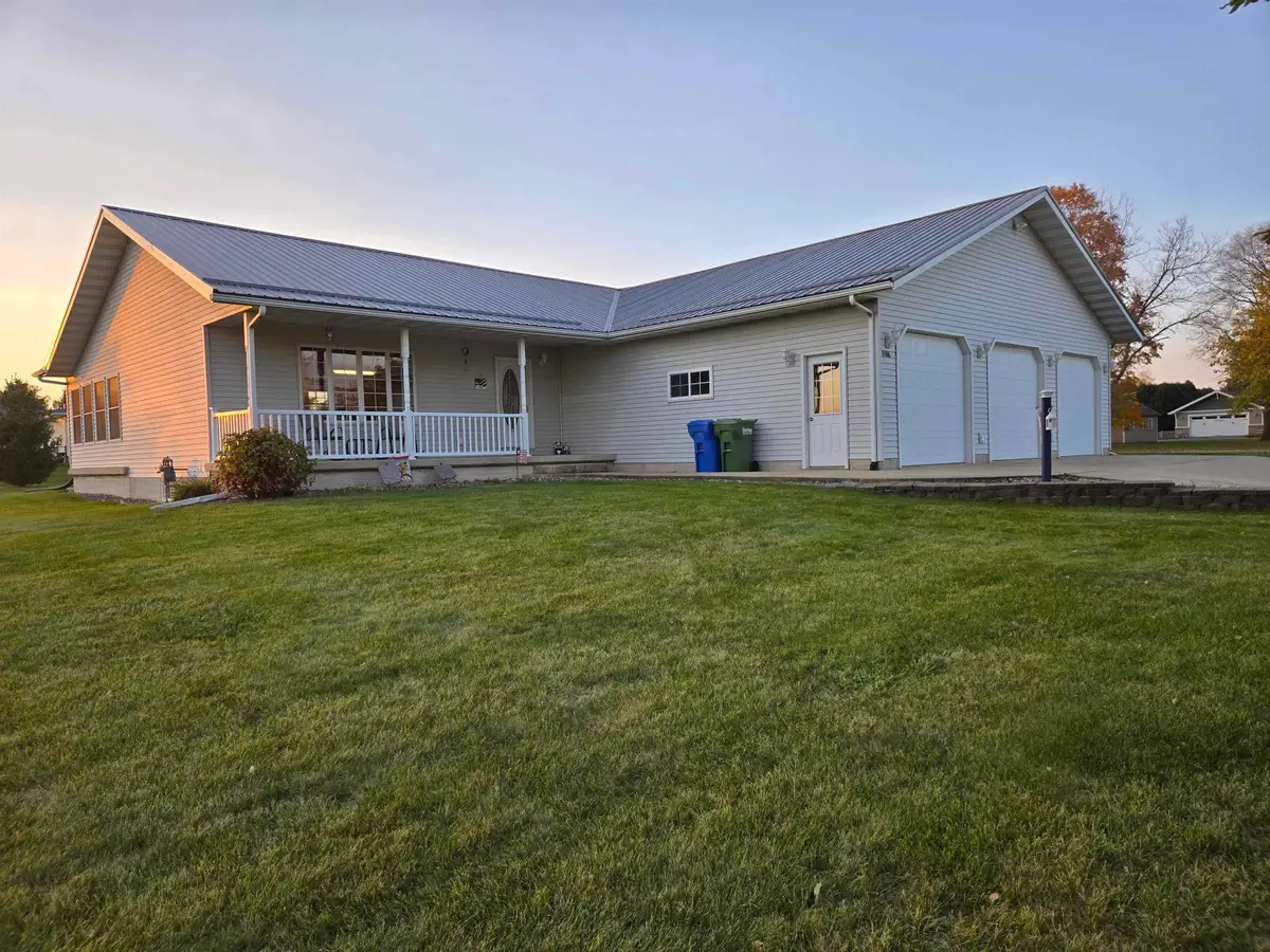 1106 5th St. Se, Cresco, IA 52136 - #1