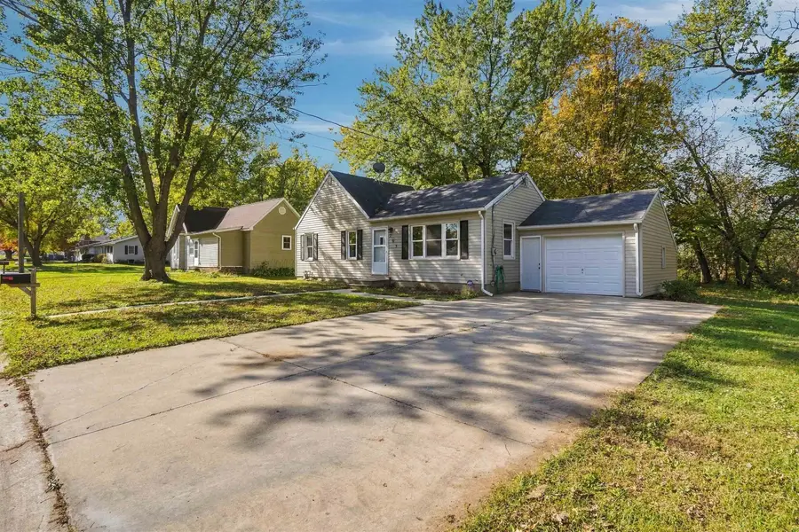 705 SW 9th Avenue, Independence, IA 50644 - #3