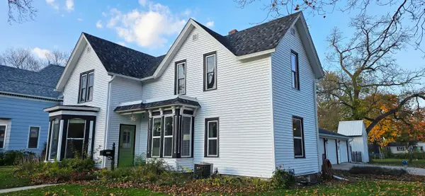 207 Spriggs Street, Charles City, IA 50616