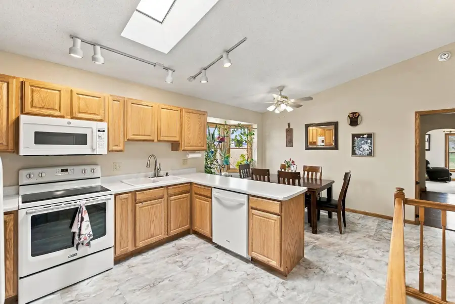 210 S Maple Street, Sumner, IA 50674 - #3