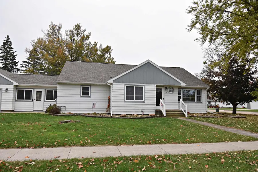 514 Purdy Street, Jesup, IA 50648 - #2