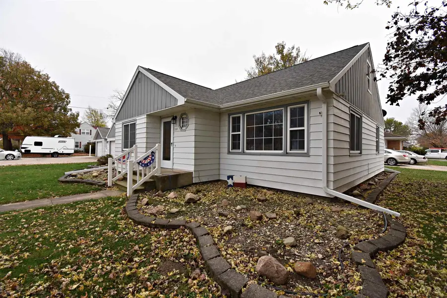514 Purdy Street, Jesup, IA 50648 - #3