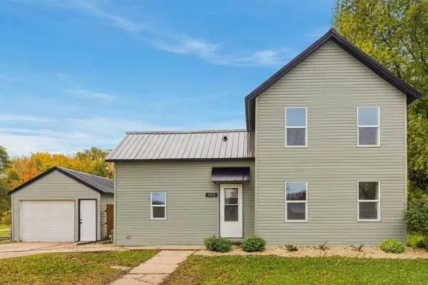 503 Howard Street, Aplington, IA 50604