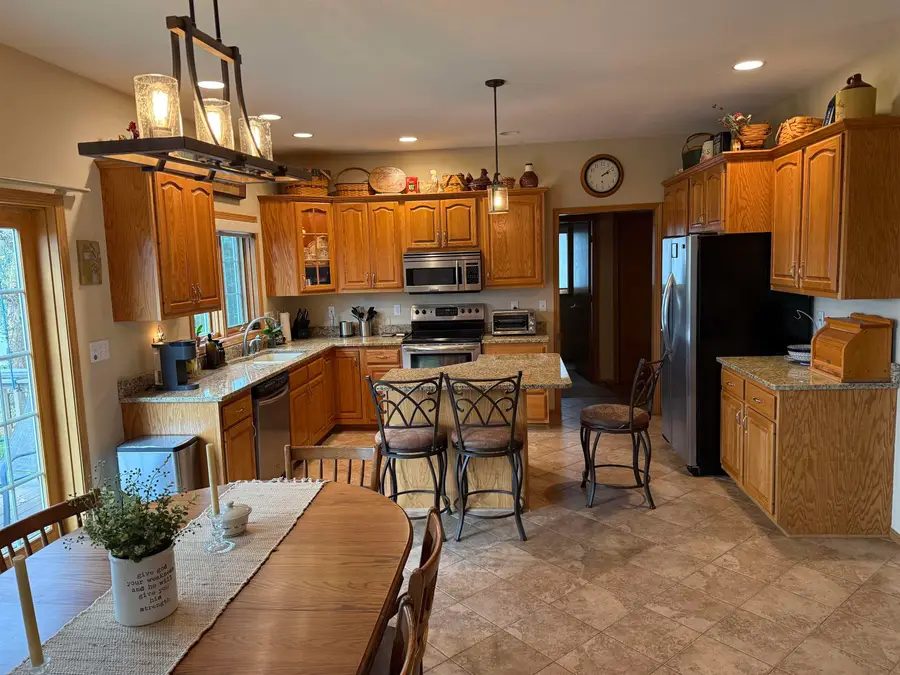 626 Eagle Ridge Road, Cedar Falls, IA 50613 - #2