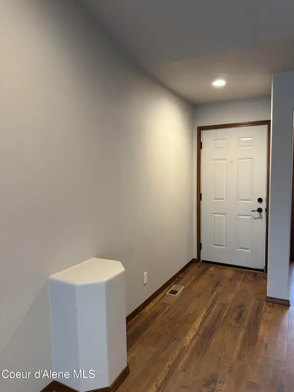 843 W Woodlawn DR, Hayden, ID 83835