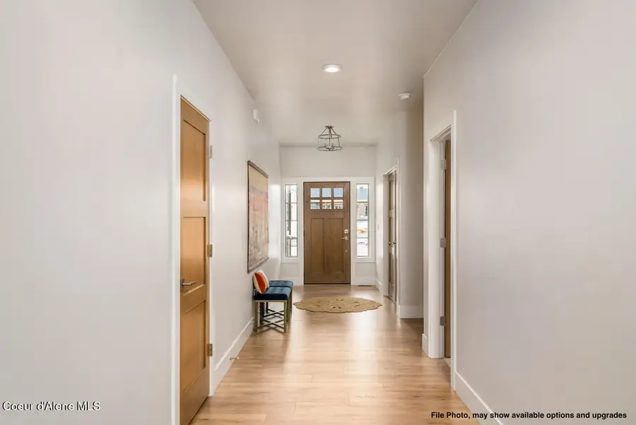 981 E STEEPLE CHASE RD, Hayden, ID 83835 - Image #3