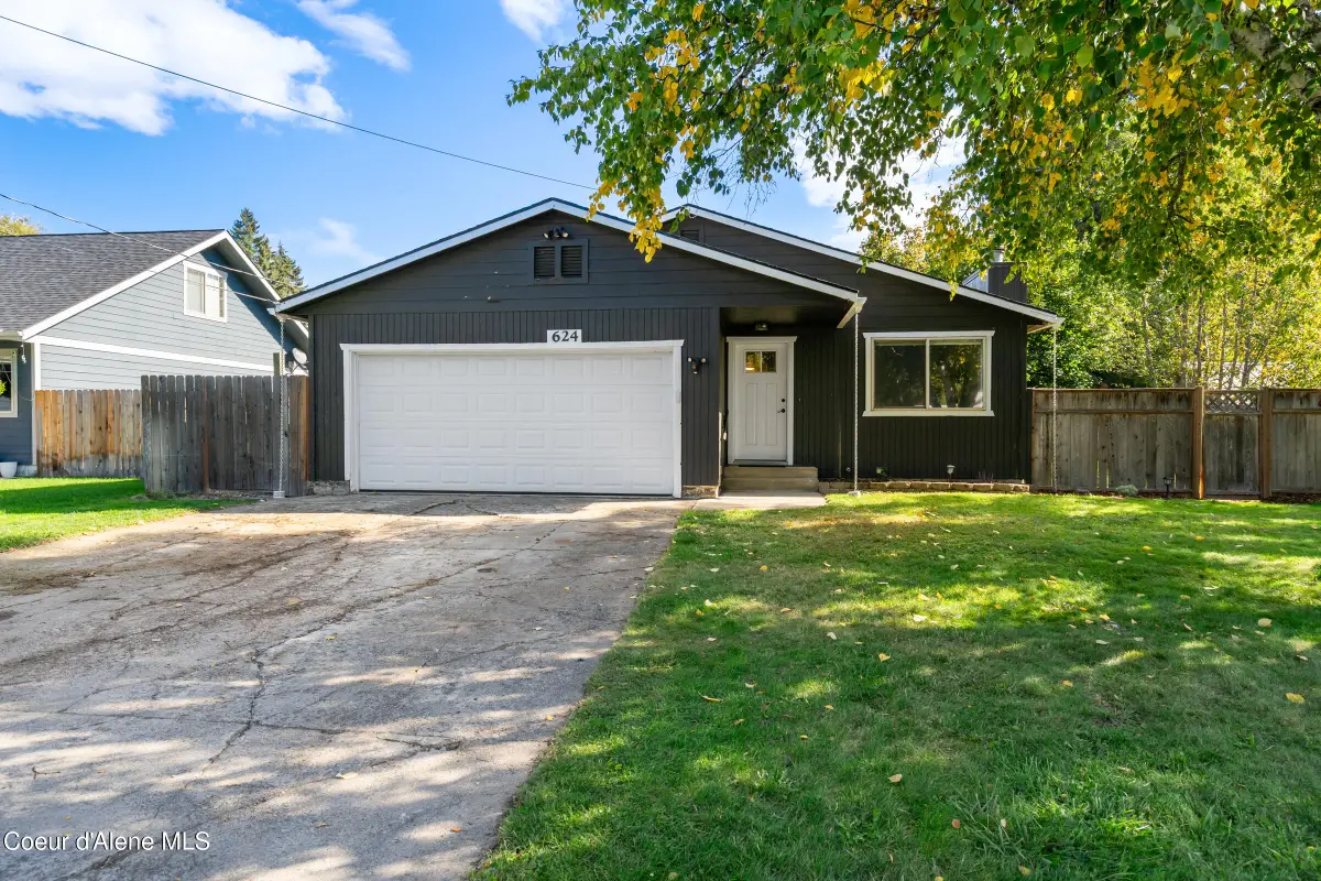 624 N Monroe Ave, Sandpoint, ID 83864 - Image #1