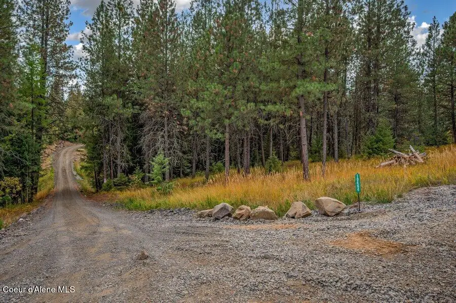 10464 W THOMPSON RD, Coeur Dalene, ID 83814 - Image #3