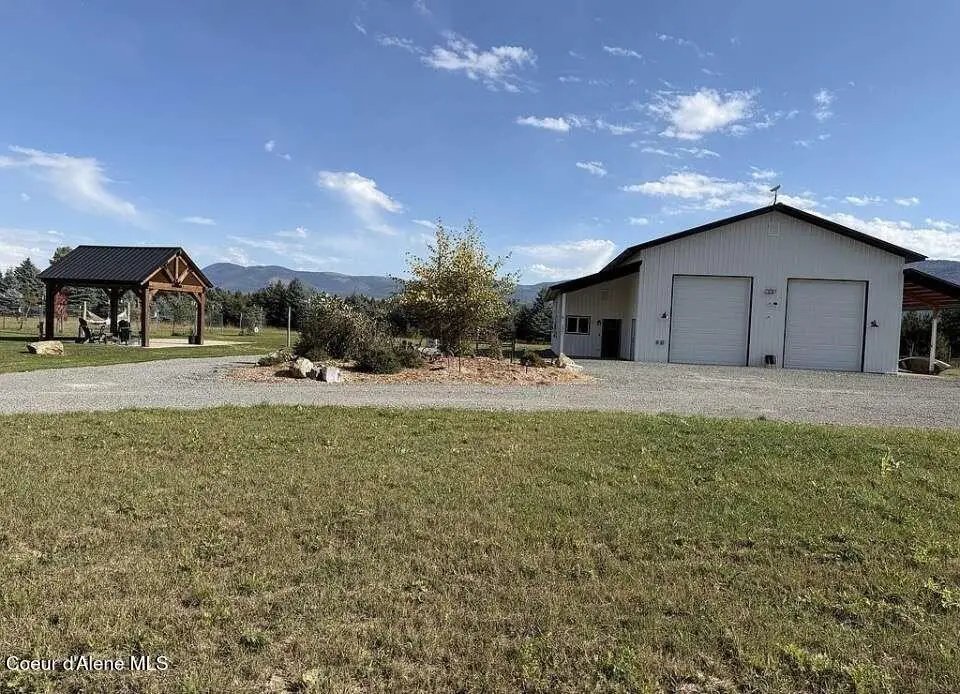 2347 McArthur Lake RD, Naples, ID 83847 - Image #1