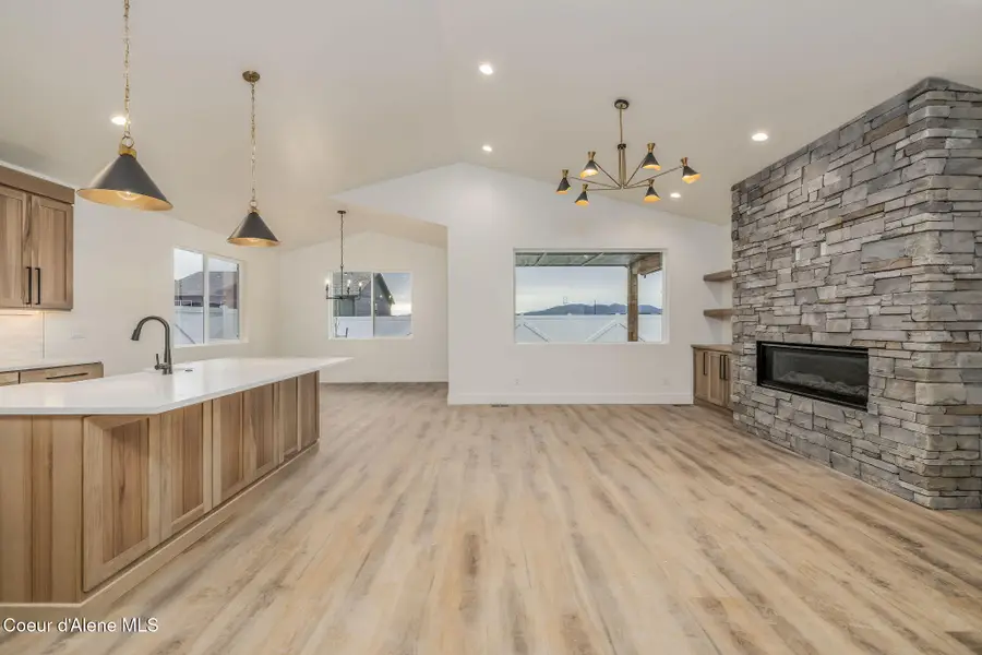 9124 W Cultivator Ave, Rathdrum, ID 83858 - Image #2