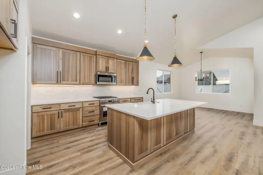 9124 W Cultivator Ave, Rathdrum, ID 83858 - Image #3