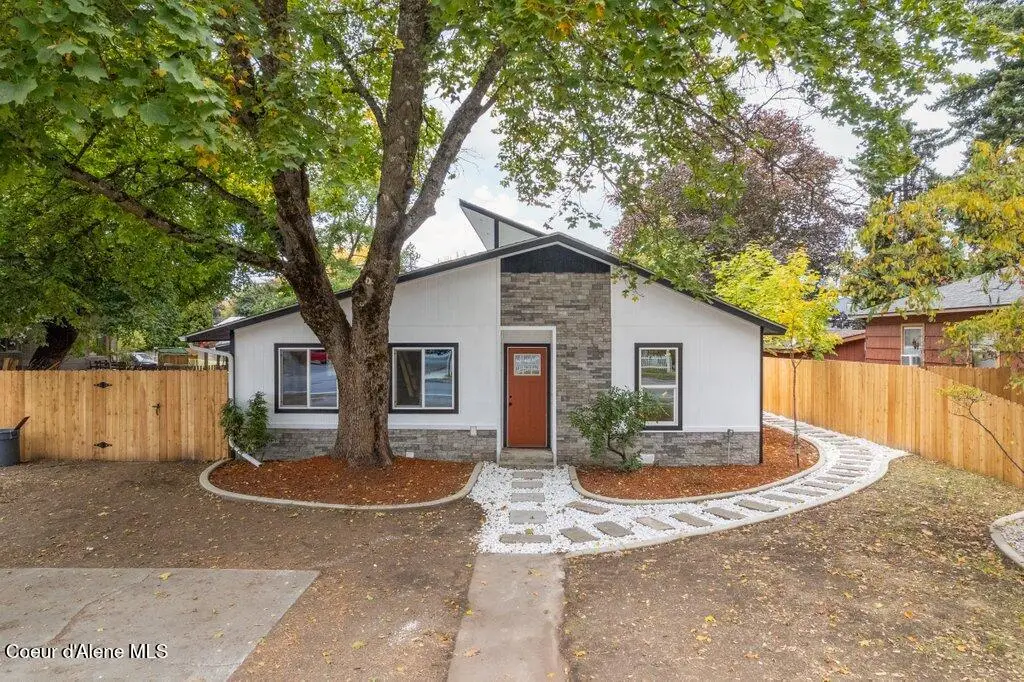 1039/1041 N 15TH ST, Coeur Dalene, ID 83814 - Image #1