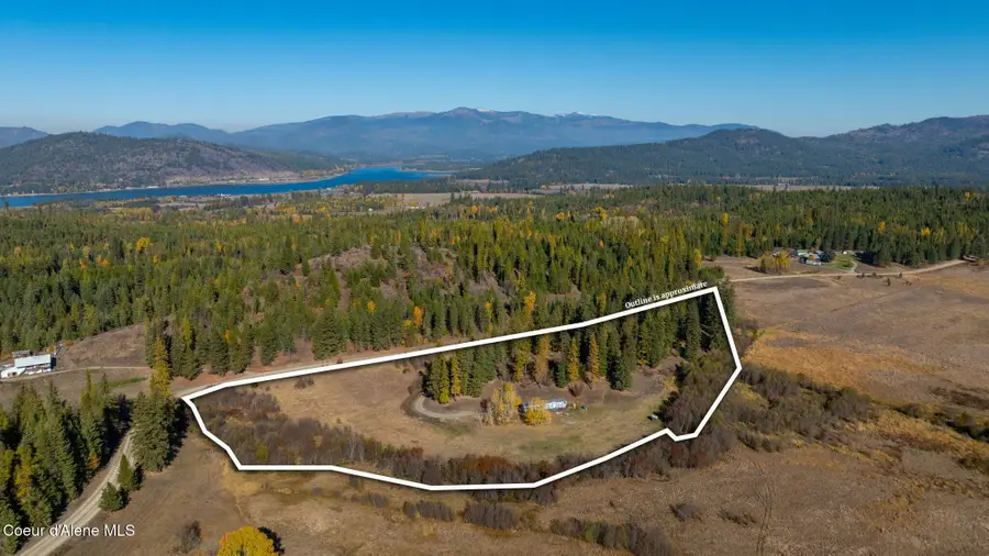 2554 Jewel Lake Rd, Sagle, ID 83860 - Image #2