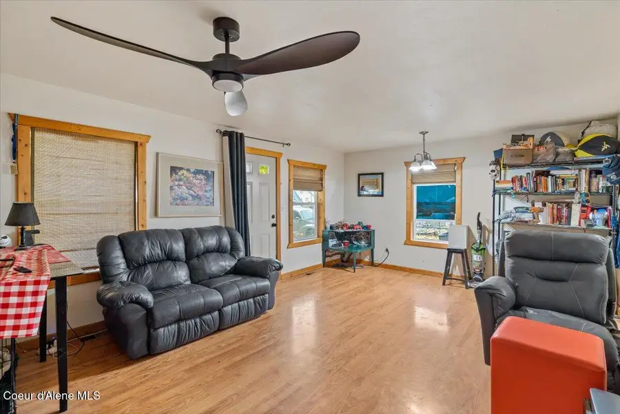 1122 E Garden Ave, Osburn, ID 83849 - Image #2