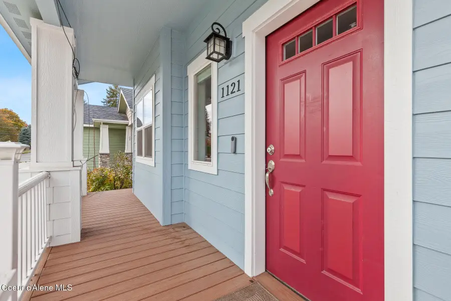 1121 E INDIANA AVE, Coeur Dalene, ID 83814 - Image #2