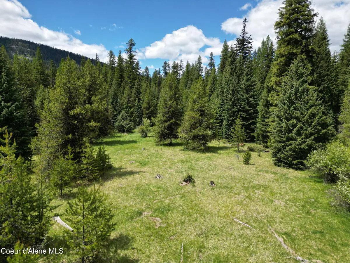 574 Poco Lobo Rd, Yaak, MT 59935 - Image #1