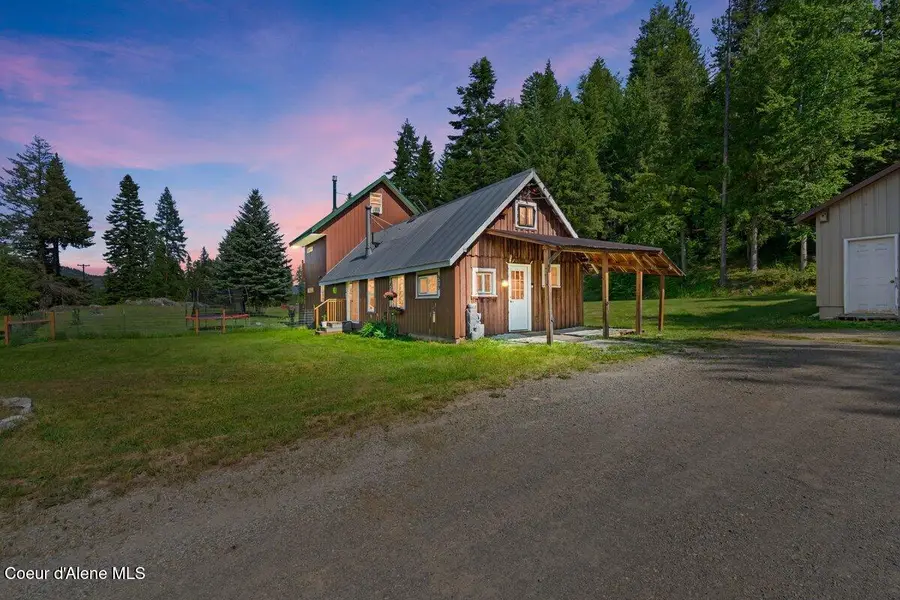 929 Irish Rd, Sagle, ID 83860 - Image #2