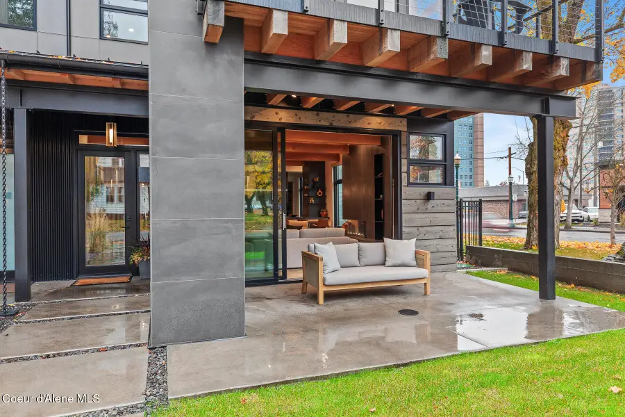 804 E LAKESIDE AVE, Coeur Dalene, ID 83814 - Image #3