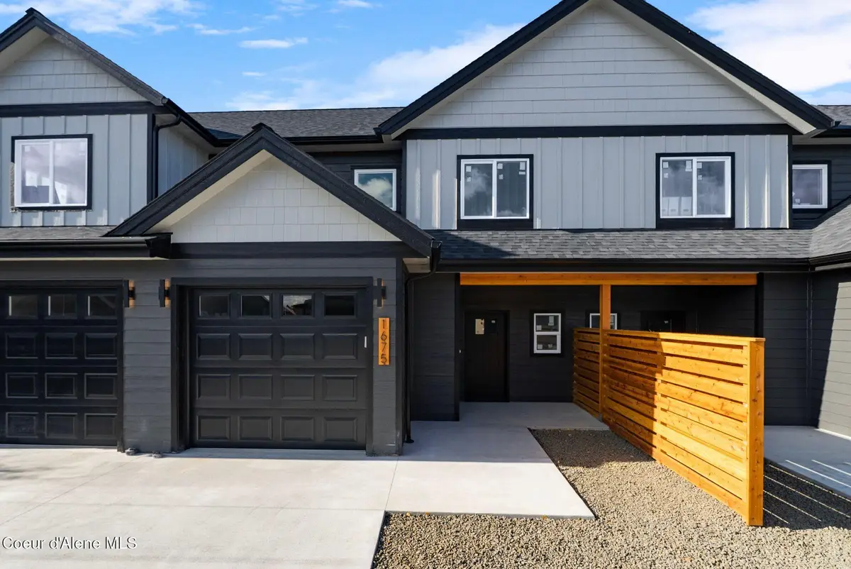 1675 Onyx Ct, Sandpoint, ID 83864 - Image #1