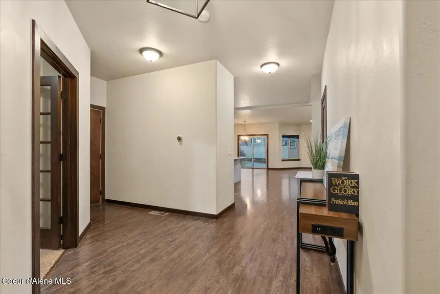 2752 W SORBONNE DR, Coeur Dalene, ID 83815 - Image #3