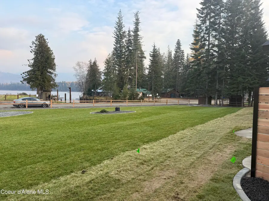 27 Rebecca Ln, Nordman, ID 83848 - Image #3