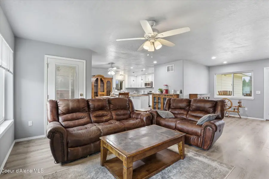 100 James Way, Oldtown, ID 83822 - Image #3