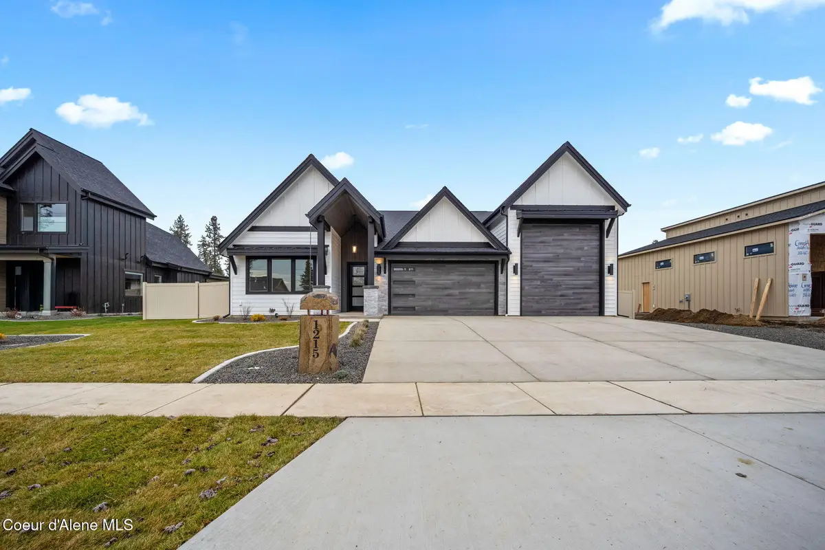 1215 E SLEEPING DEER AVE, Hayden, ID 83835 - #1