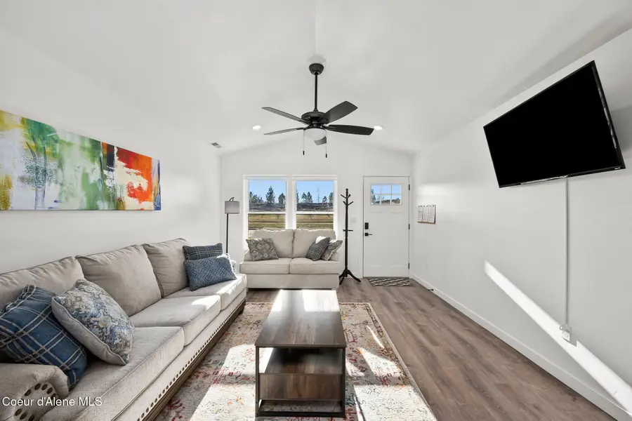 172 W Dustarr Ln, Ponderay, ID 83852 - Image #3