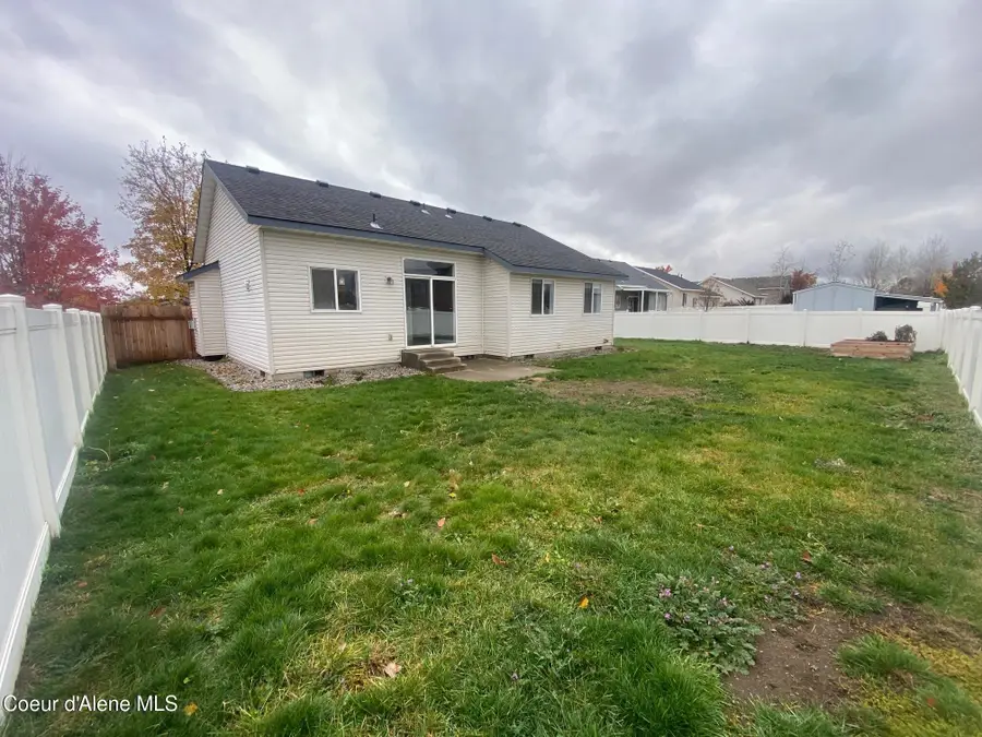 2517 W TIMBERLAKE LOOP, Coeur Dalene, ID 83815 - Image #3