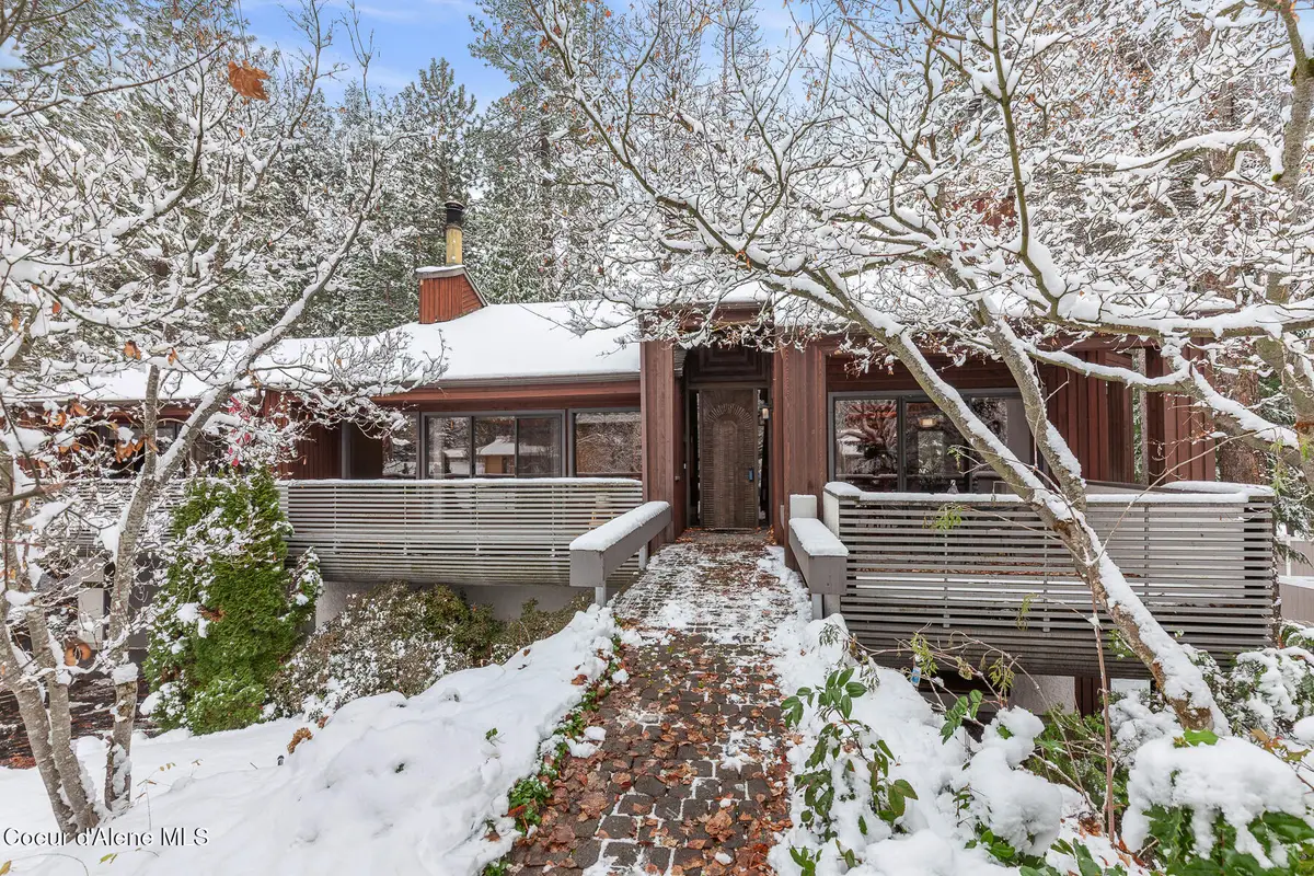 21160 N CIRCLE RD, Rathdrum, ID 83858 - Image #1