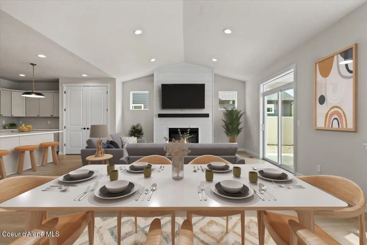 6890 N Coeur Terre blvd, Coeur Dalene, ID 83815 - Image #1